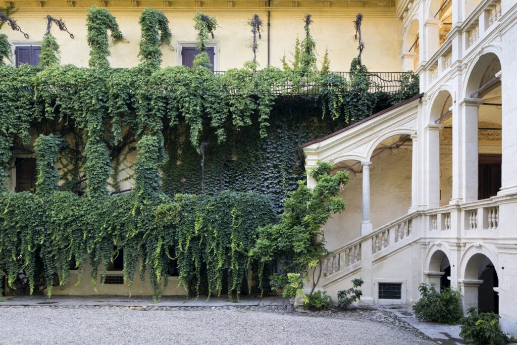 Schloss Hollenegg