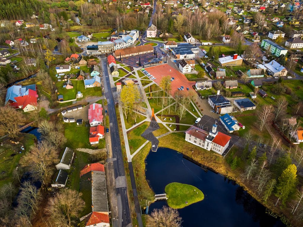 Exhibition in the Pavilion of Estonia: Tõrva central square ©Tiit Veermäe