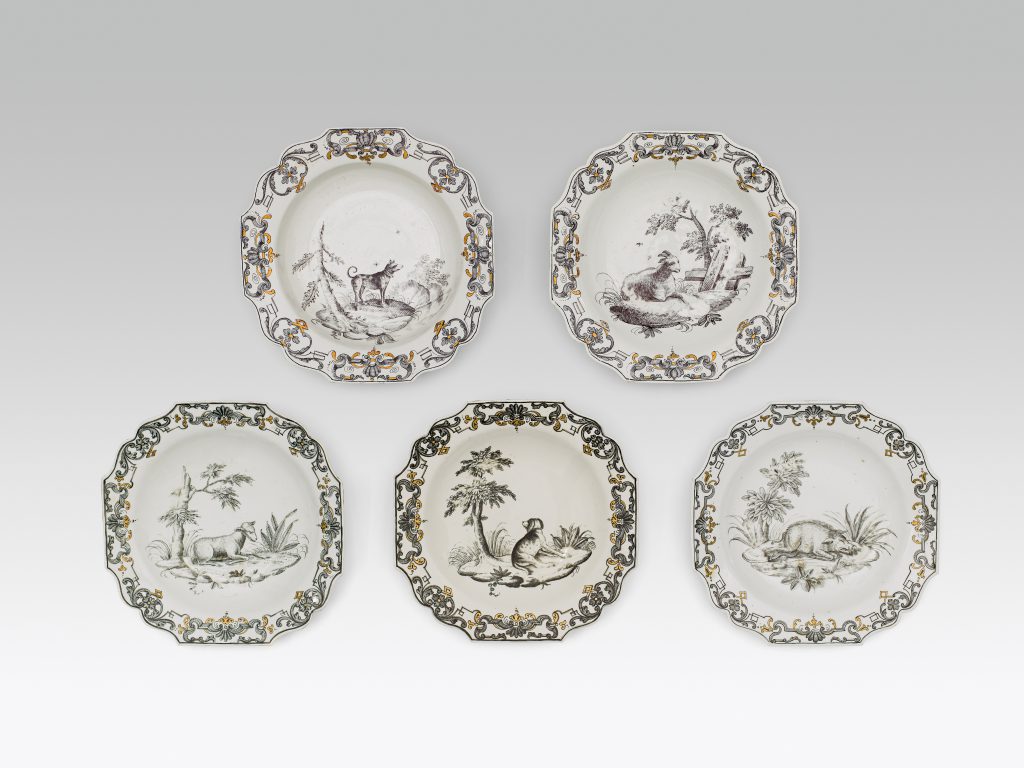 im Kinsky: plates from the Liechtenstein hunting crockery
