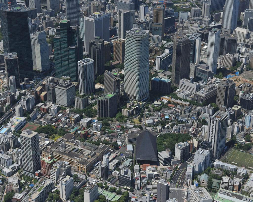 Mega-Project: Gigantic Arbor for Tokyo