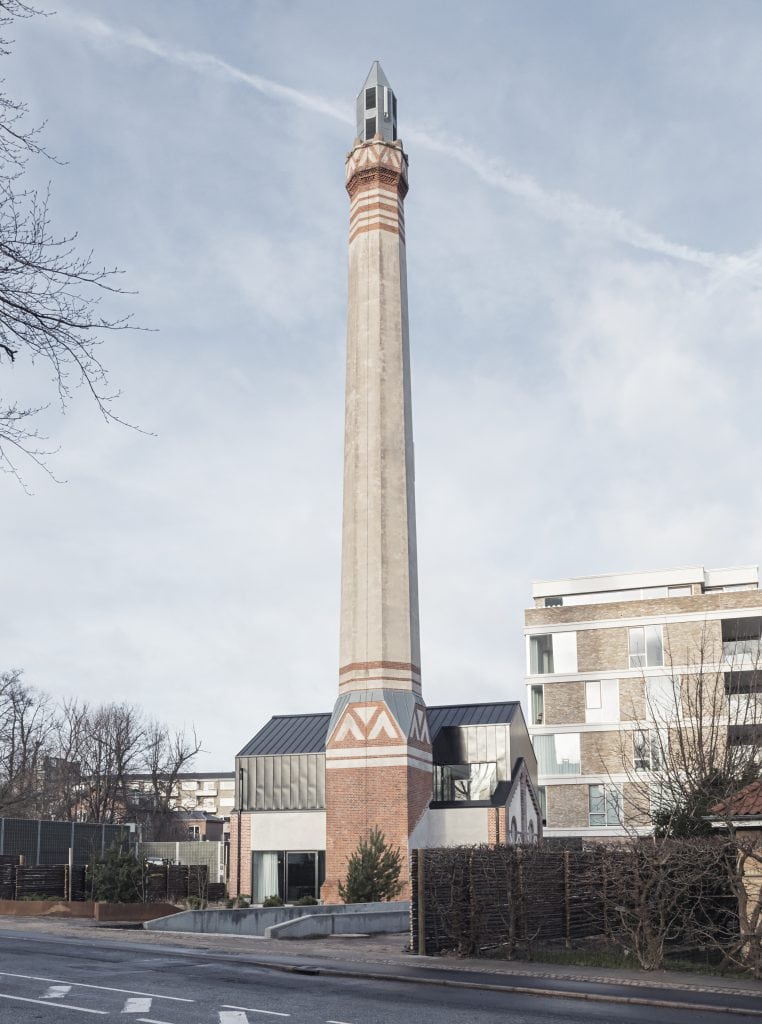 The 32 meters high chimney