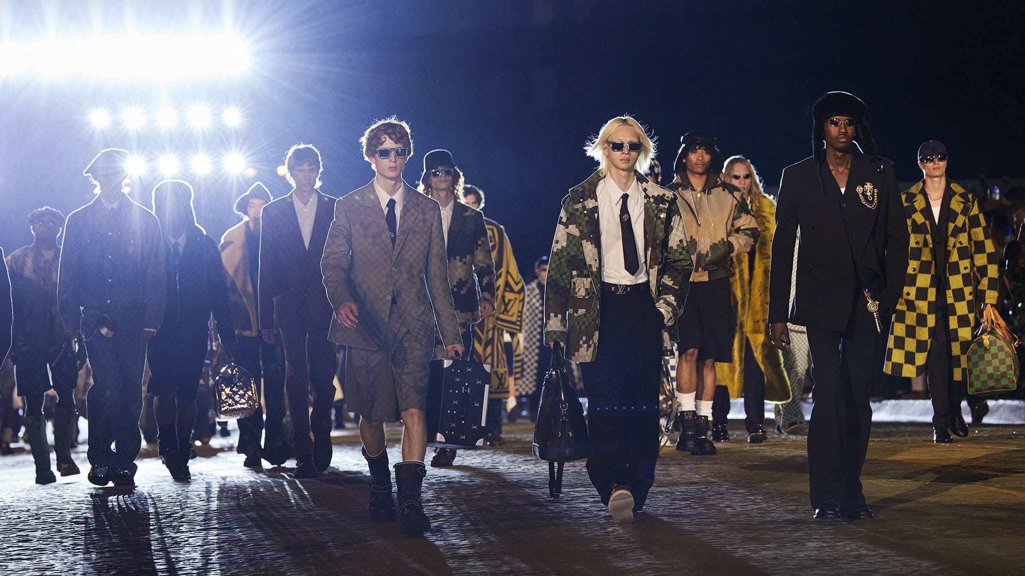 Louis Vuitton: MEN'S SPRING-SUMMER 2024 - Runway Impressions - THE Stylemate