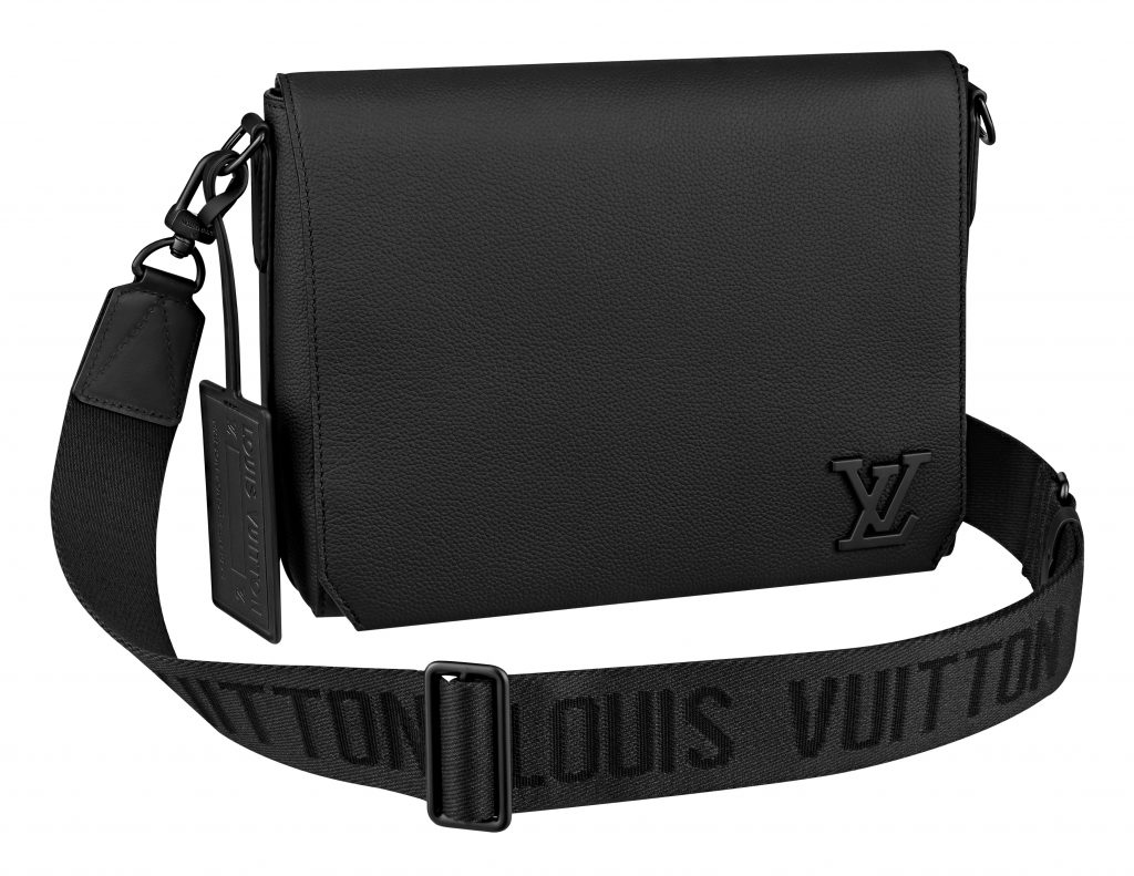 Louis Vuitton on X: Introducing LV Aerogram. @VirgilAbloh's newest  #LouisVuitton line takes its name and inspiration from a paper letter sent  by airmail that is folded to form a lightweight envelope. Discover