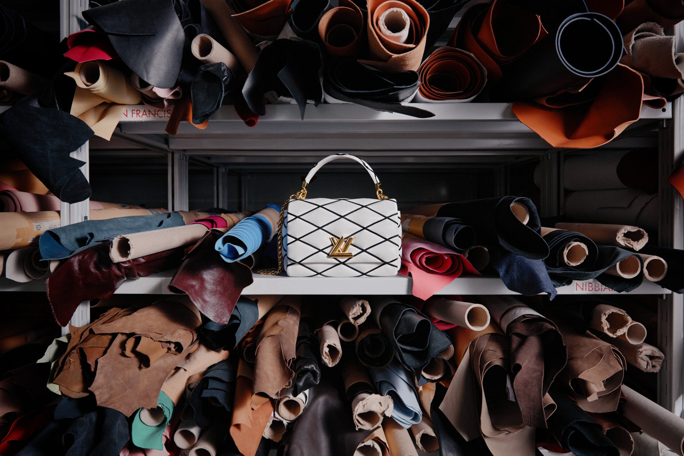 LOUIS VUITTON: The new iconic bag model GO-14 - THE Stylemate