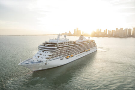 Splendor (c) Regent Seven Seas Cruises