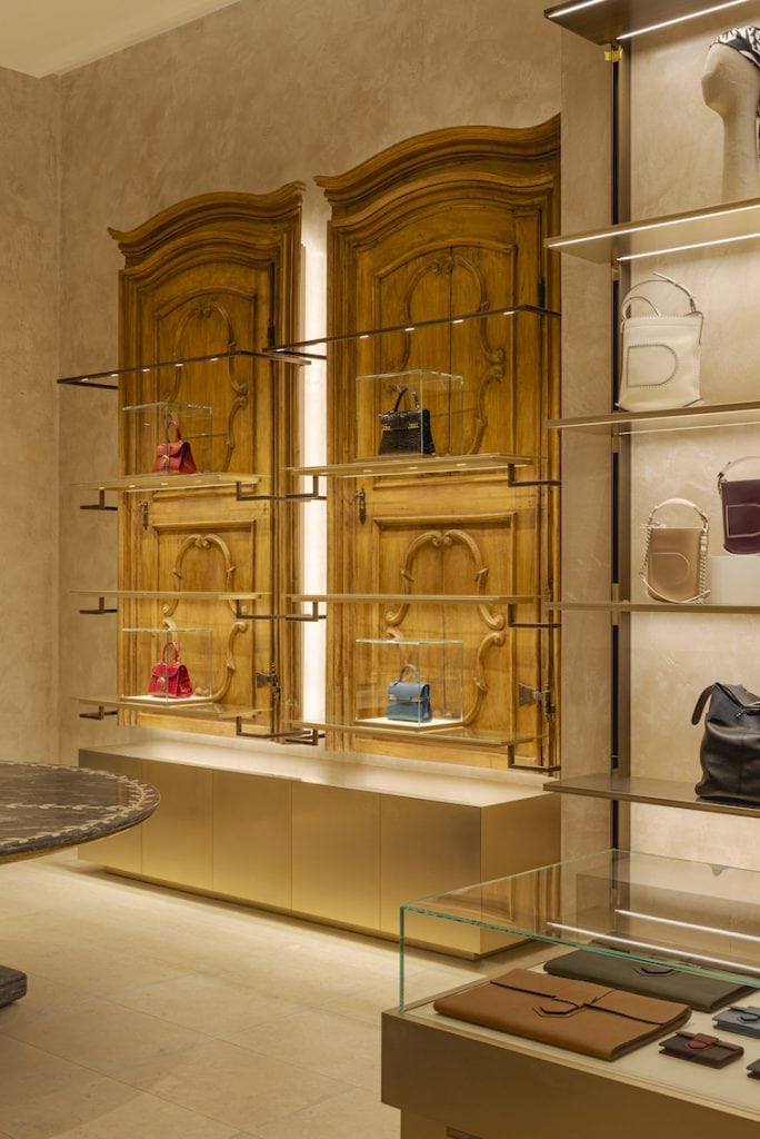 Fourth flagship store of Delvaux in the French capital - Harmonies Magazine